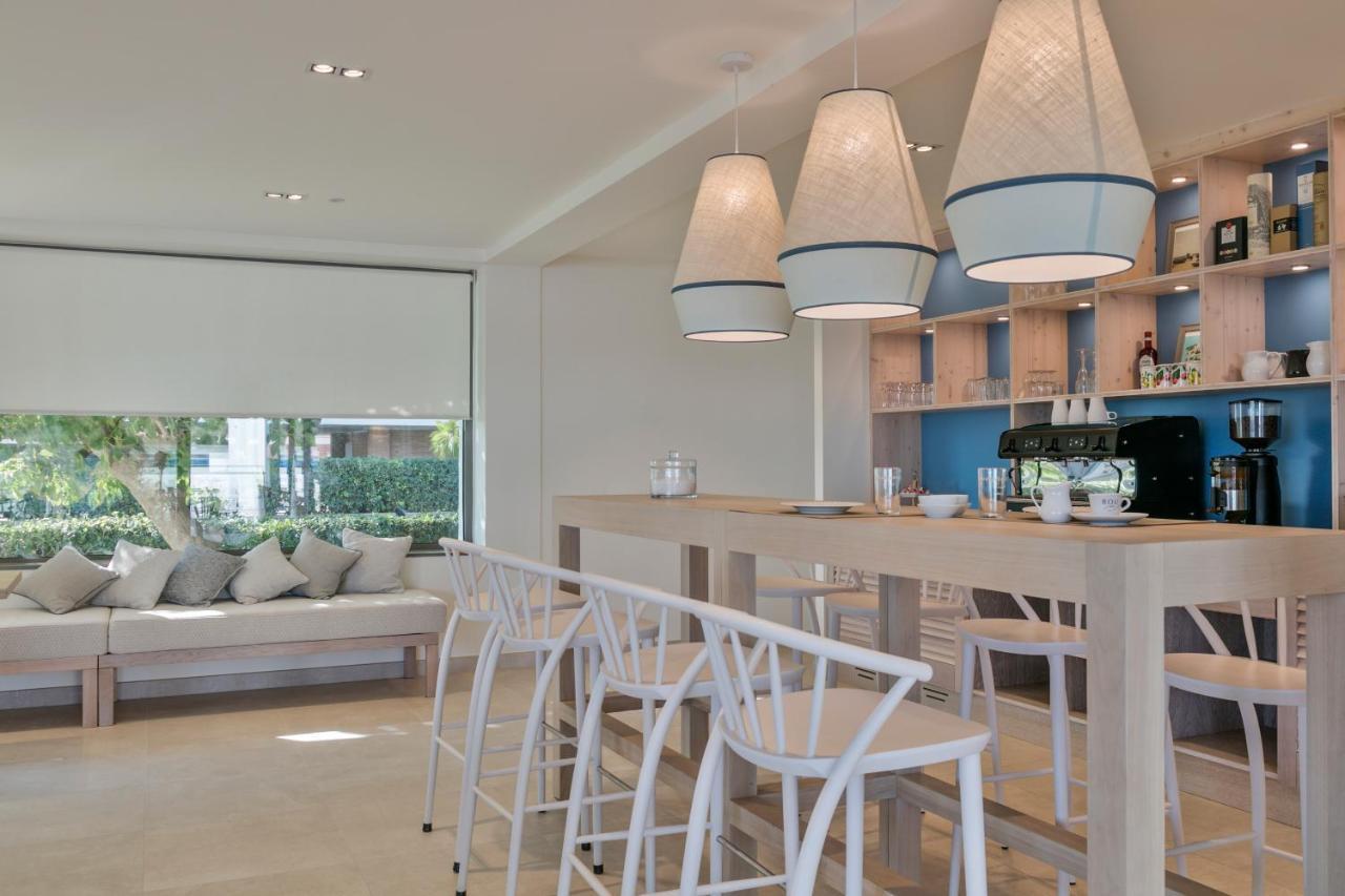 Apartamentos Marfina Castelldefels Eksteriør billede