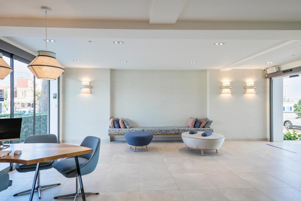 Apartamentos Marfina Castelldefels Eksteriør billede