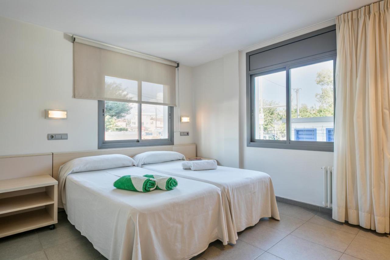 Apartamentos Marfina Castelldefels Eksteriør billede