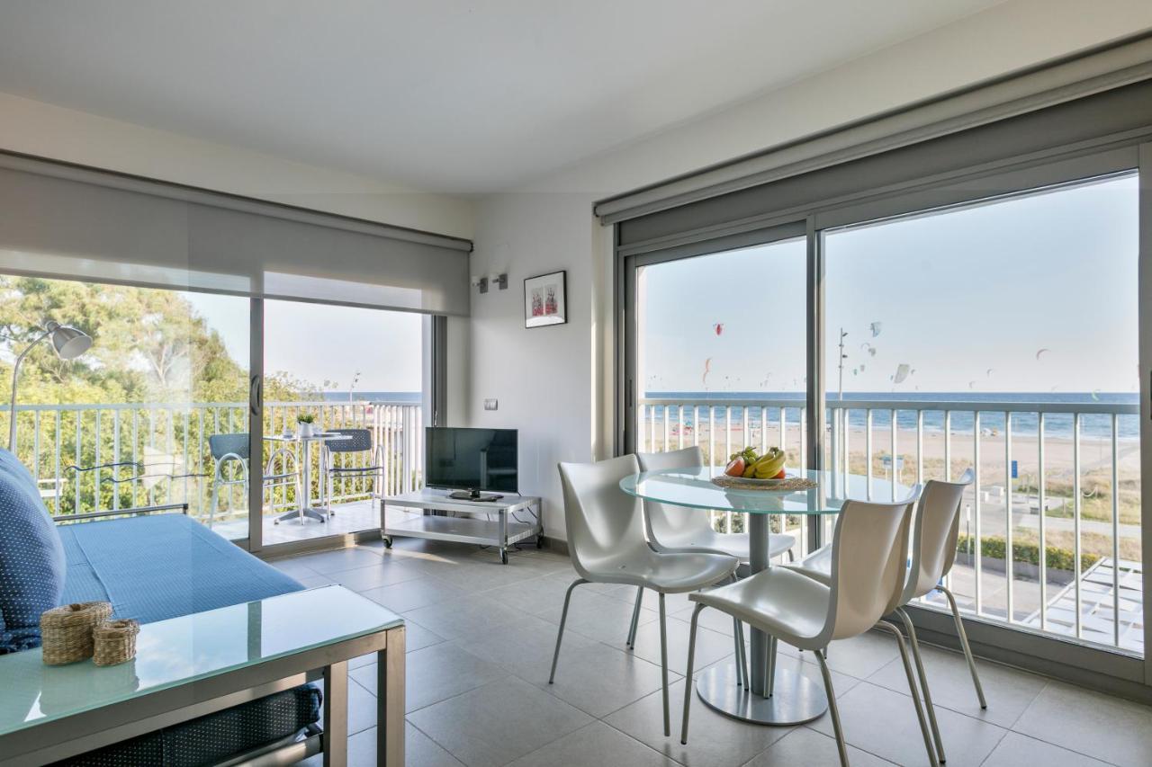 Apartamentos Marfina Castelldefels Eksteriør billede