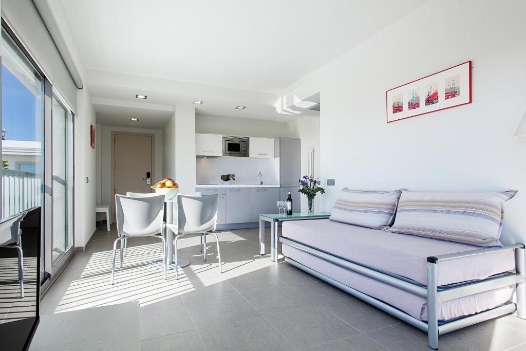 Apartamentos Marfina Castelldefels Værelse billede